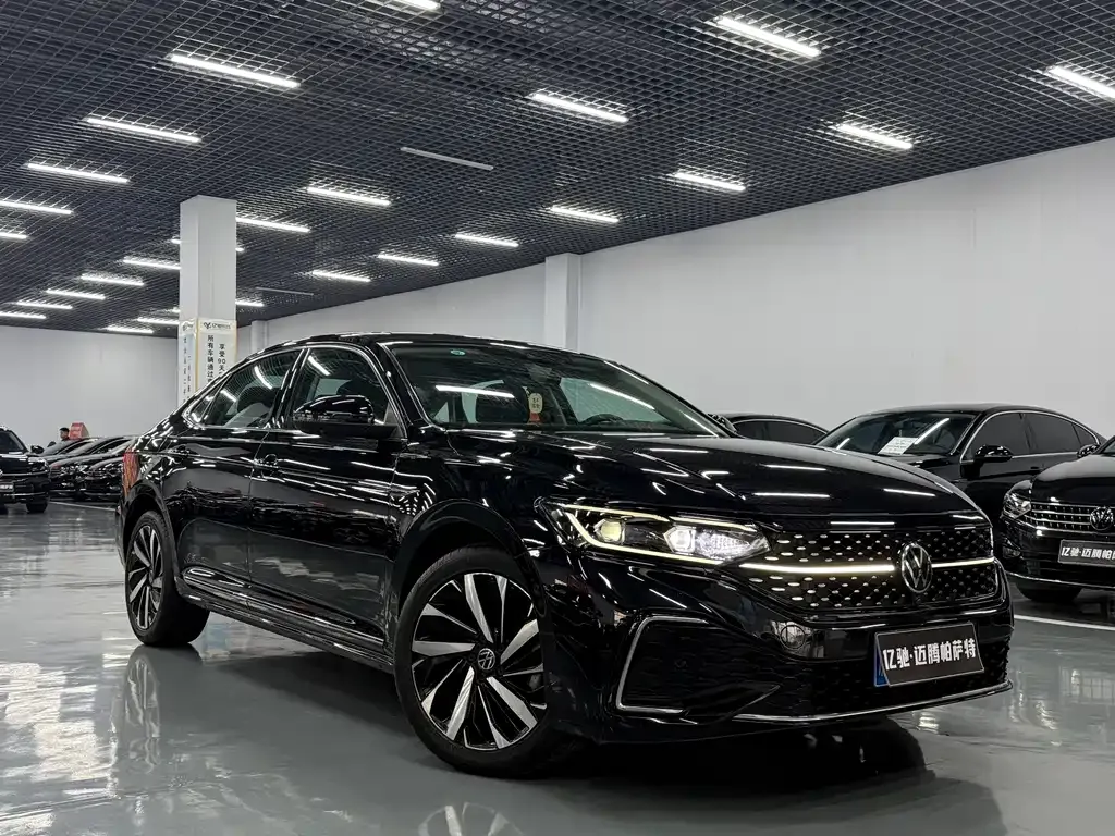 Volkswagen Passat — фото 3