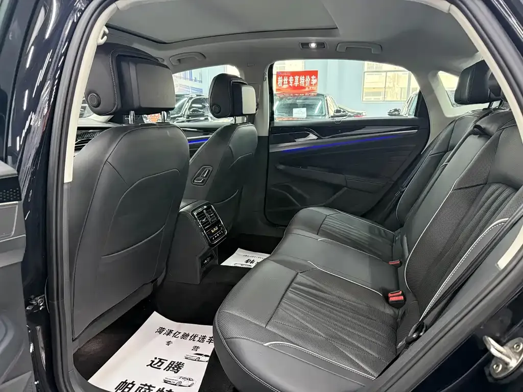 Volkswagen Passat — фото 2