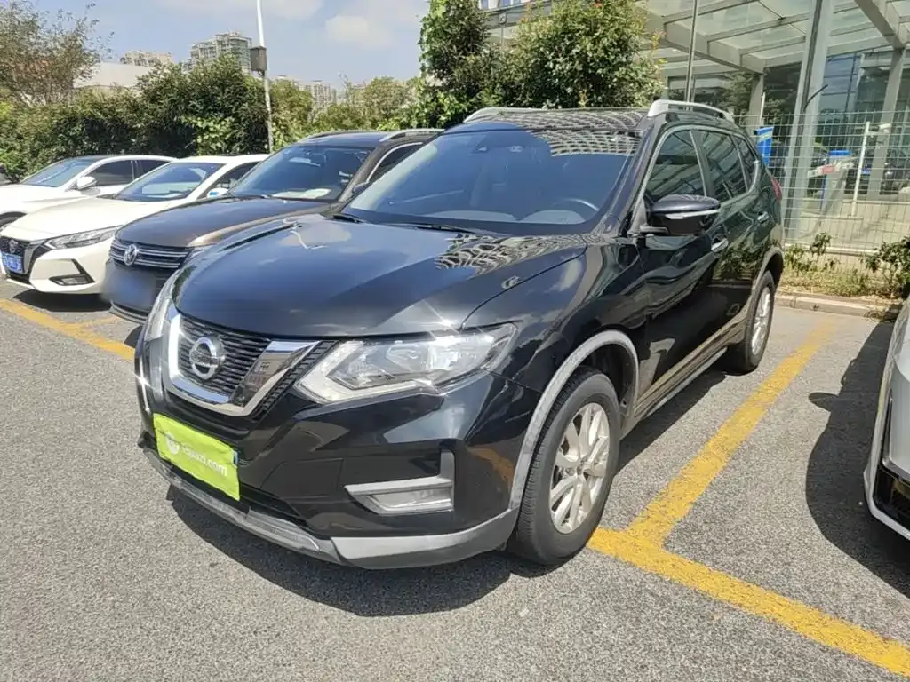 Nissan X-Trail — фото 10