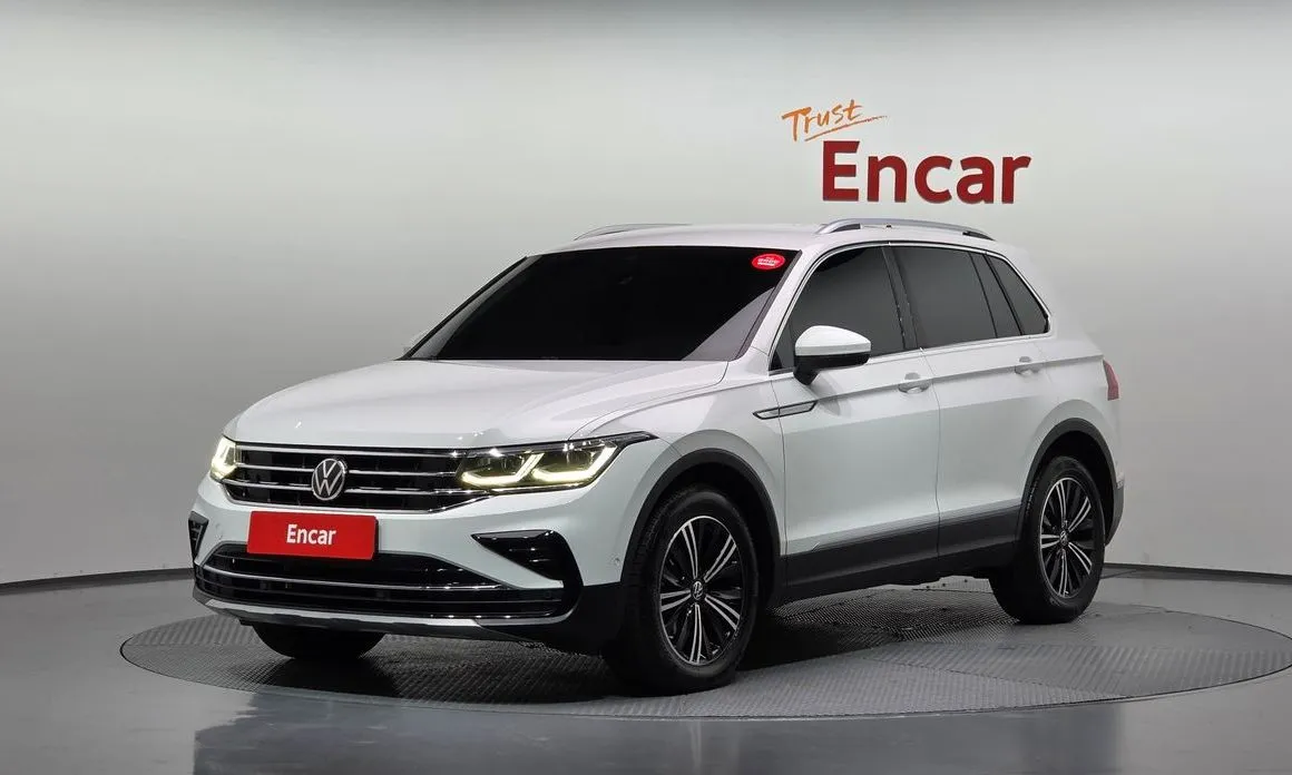 Volkswagen Tiguan — фото 1