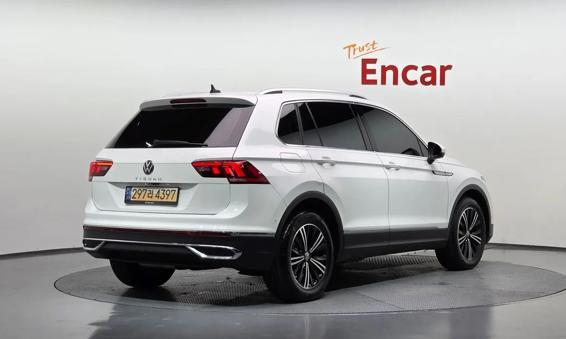 Volkswagen Tiguan — фото 4