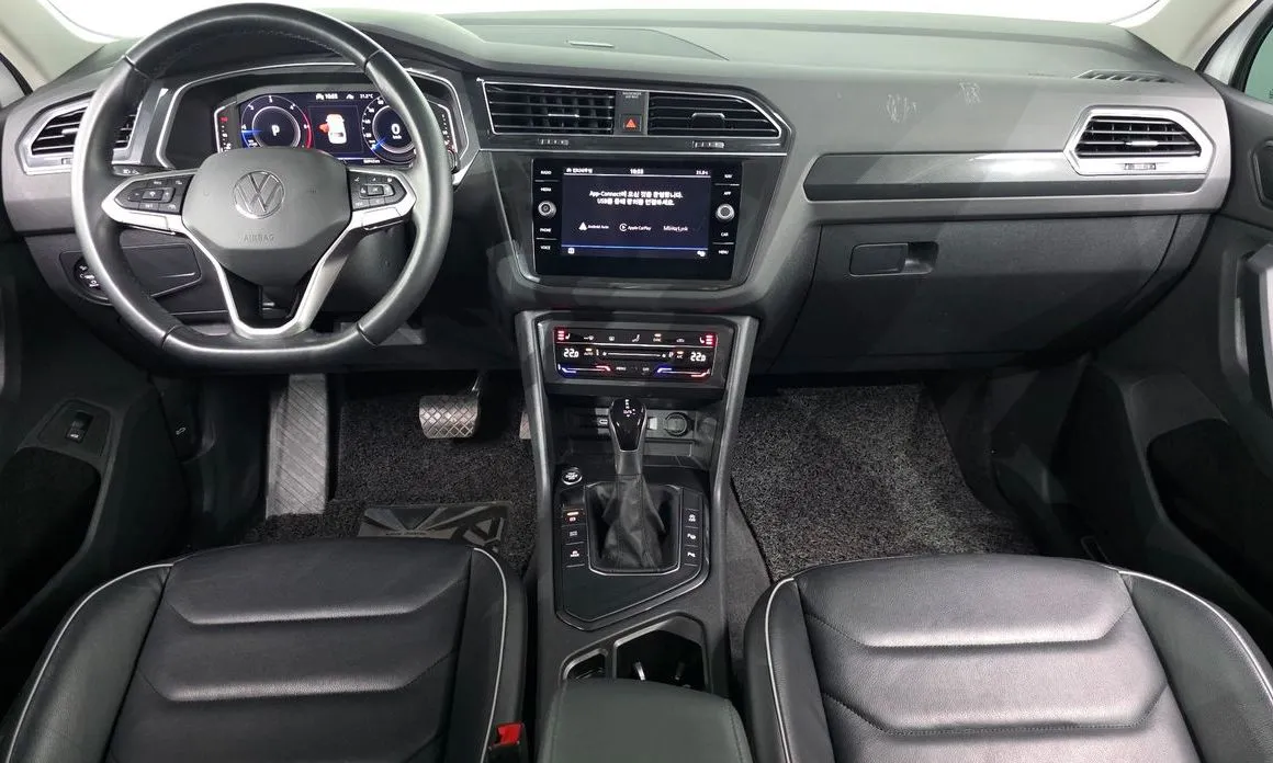 Volkswagen Tiguan — фото 9