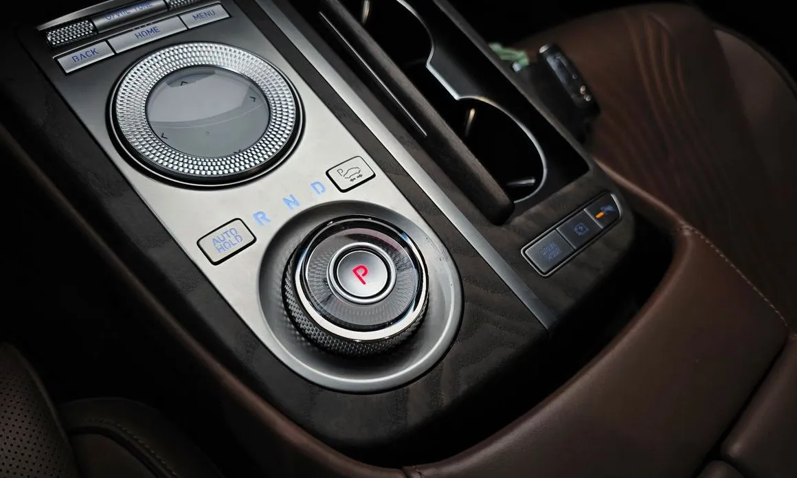 Genesis G80 — фото 7