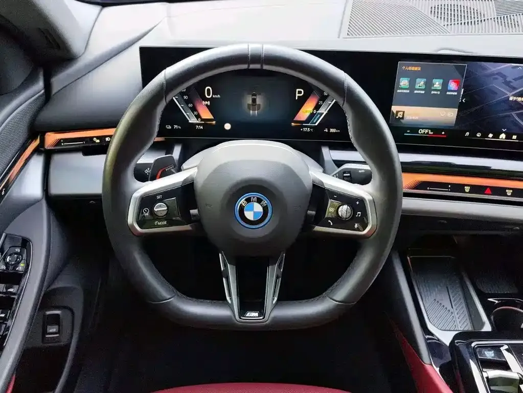 BMW i5 — фото 7