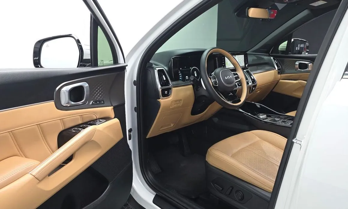 Kia Sorento — фото 7
