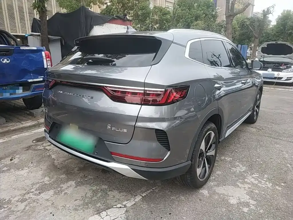 BYD PLUS New Energy — фото 4