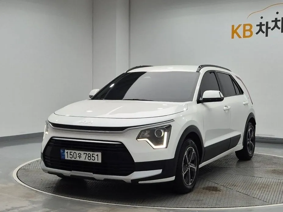Kia Niro — фото 1