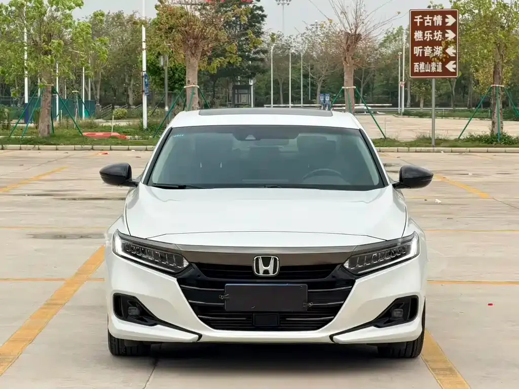 Honda Accord — фото 4