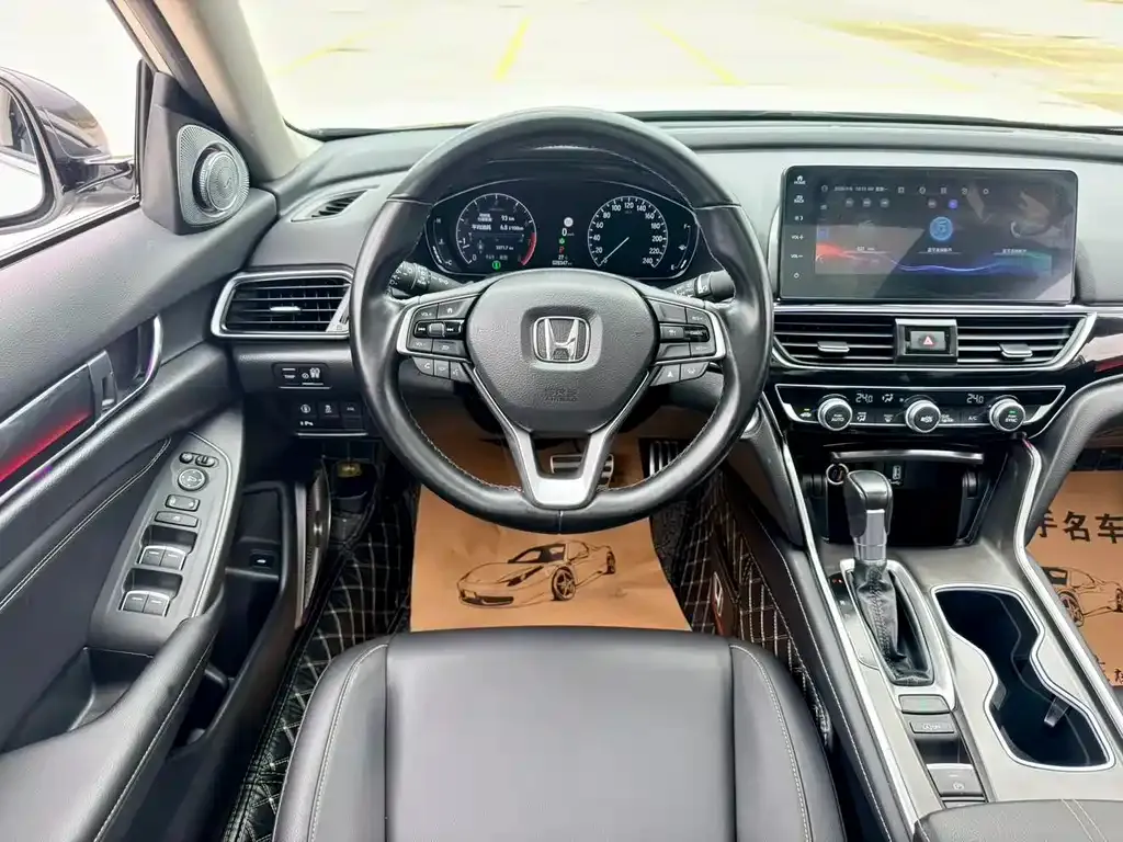 Honda Accord — фото 8
