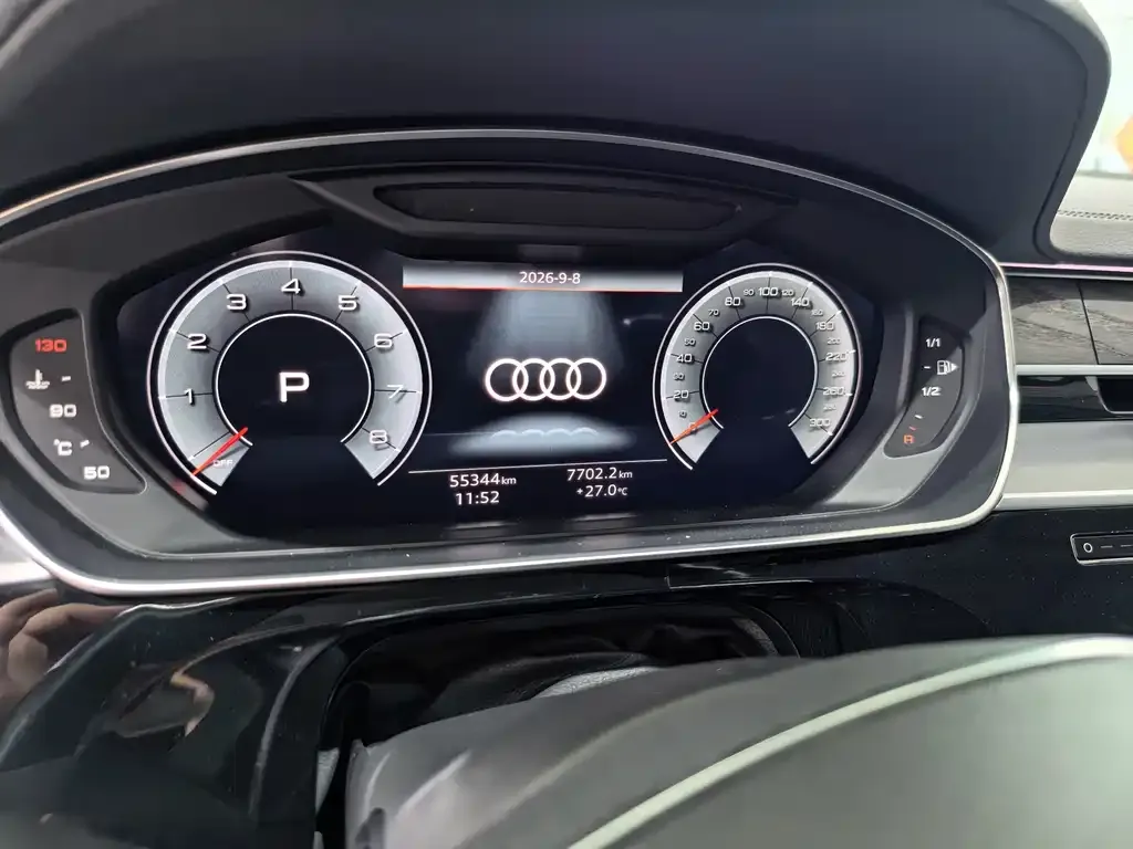 Audi A8 — фото 2