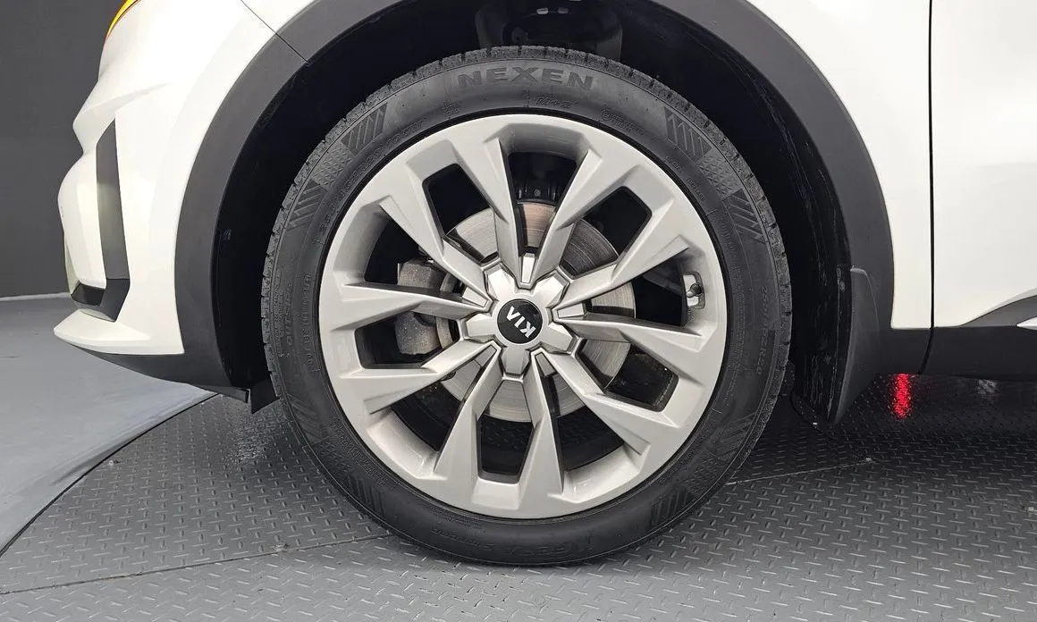 Kia Sorento — фото 4