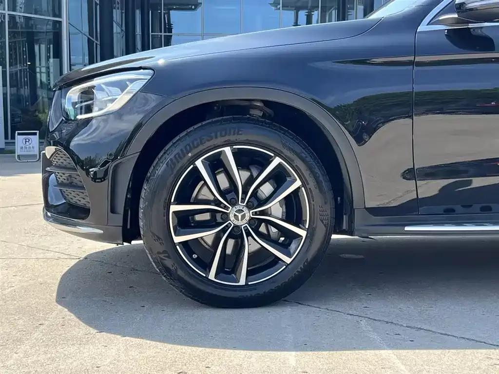 Mercedes-Benz GLC — фото 10
