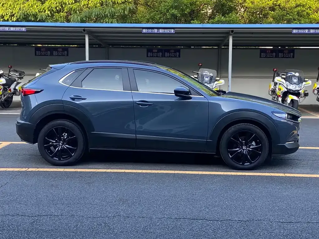 Mazda CX-30 — фото 10