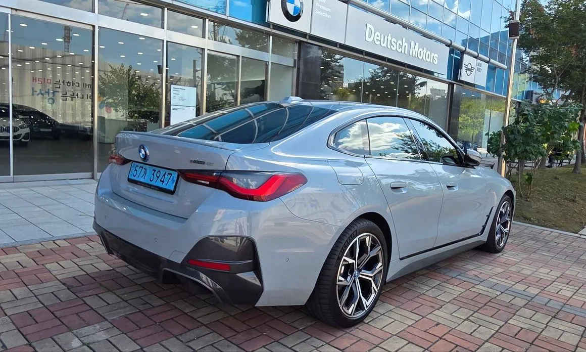 BMW i4 — фото 2
