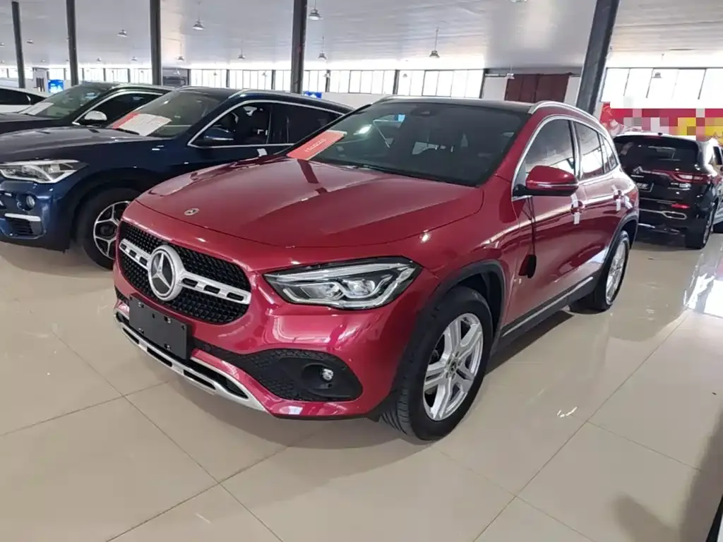 Mercedes-Benz GLA — фото 6