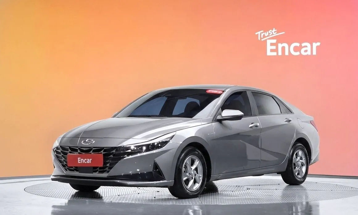 Hyundai AVANTE — фото 1