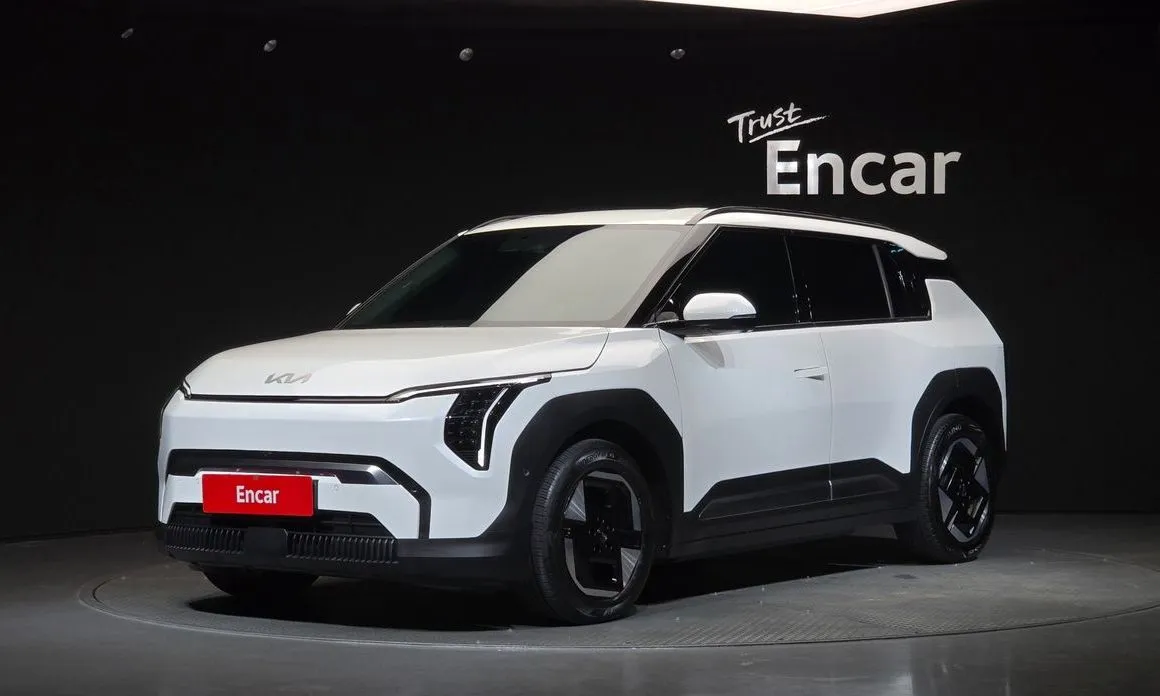 Kia EV3 — фото 1