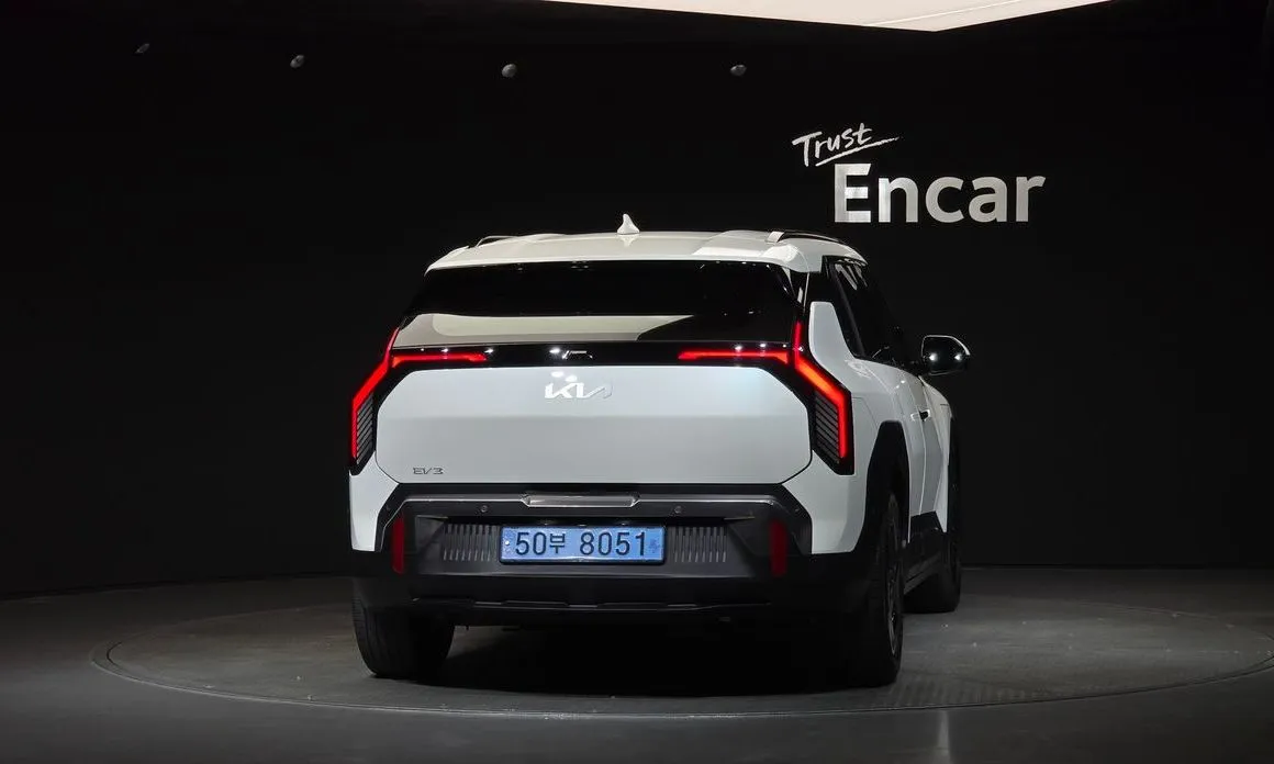 Kia EV3 — фото 6