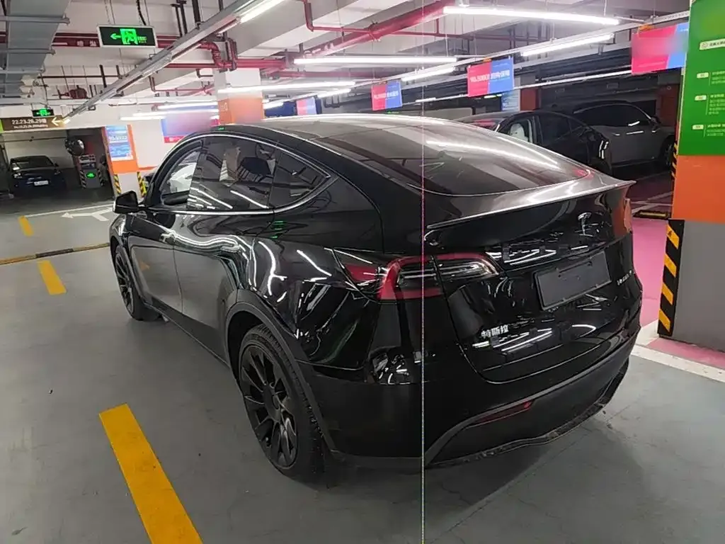 Tesla Model Y — фото 9