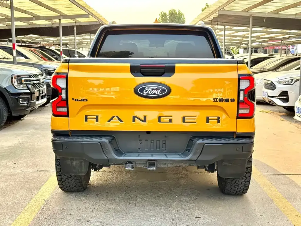 Ford Ranger — фото 9