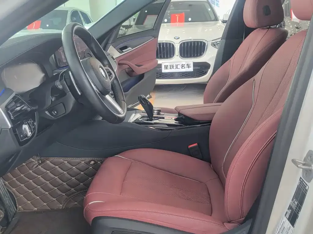 BMW 5 Series — фото 10