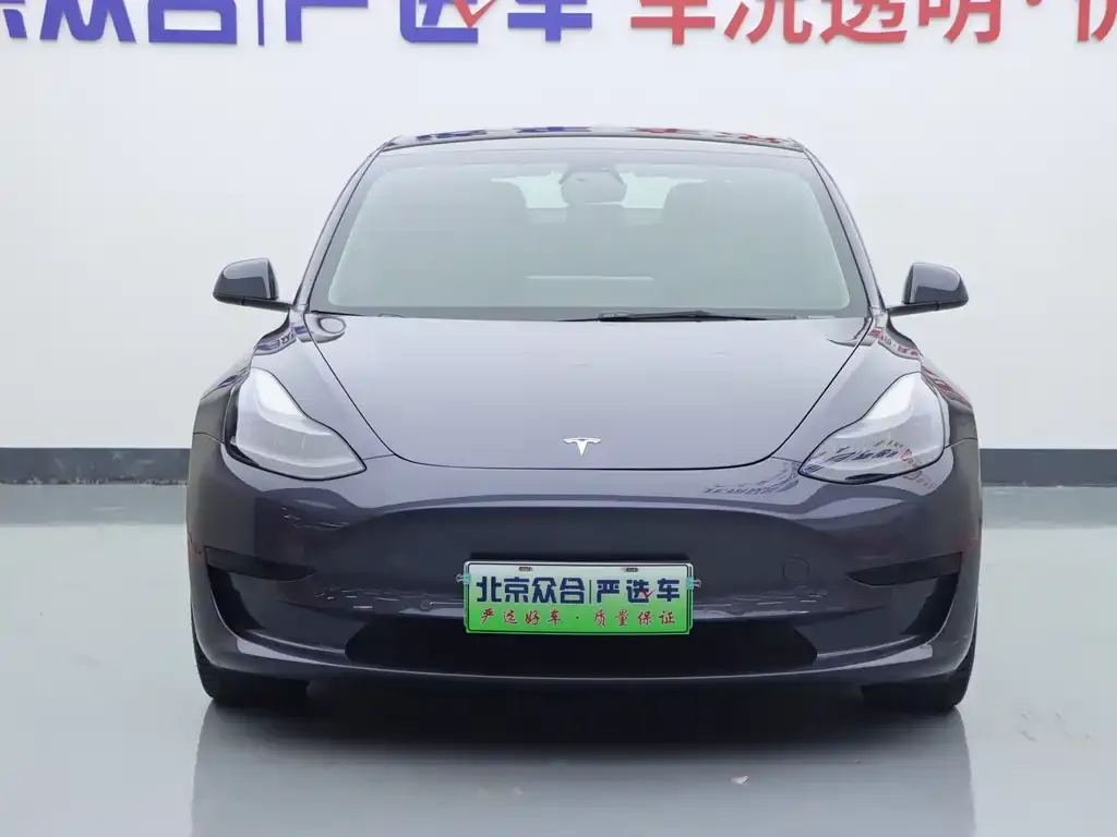 Tesla Model 3 — фото 4