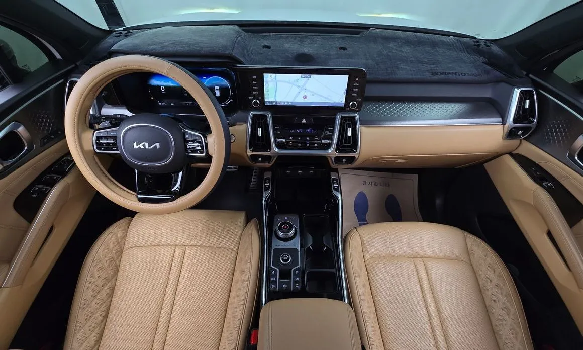 Kia Sorento — фото 7