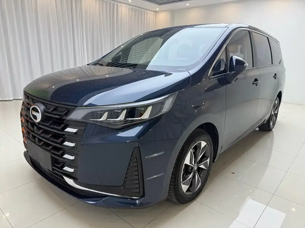 GAC Motor Trumpchi M6 — фото 1