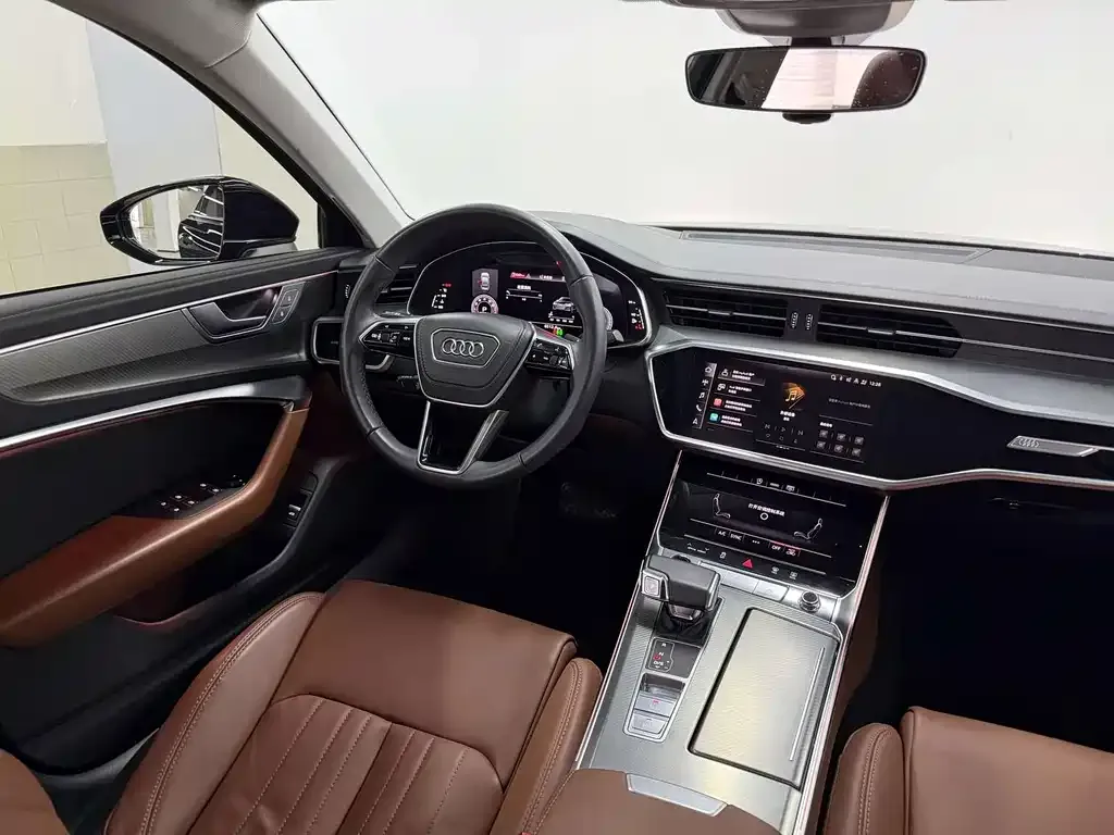 Audi A6L — фото 9