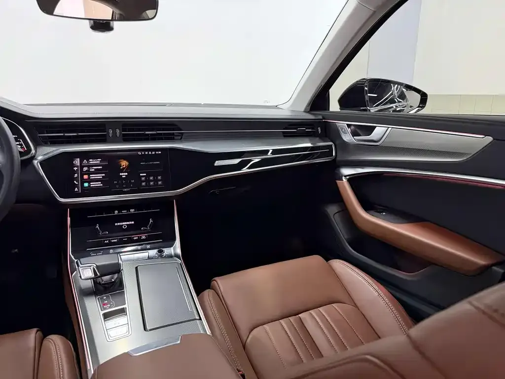 Audi A6L — фото 4