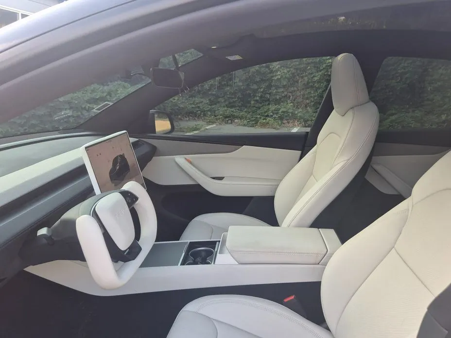 Tesla Model Y — фото 2