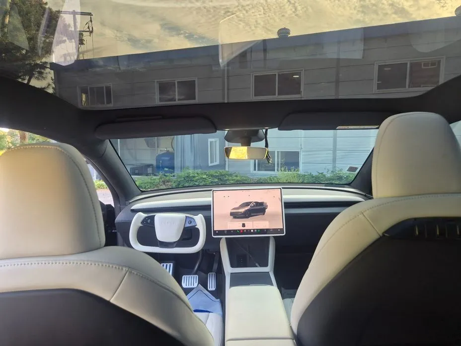 Tesla Model Y — фото 7