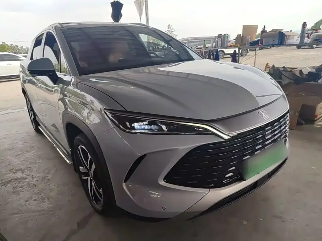 BYD L DM-i — фото 6