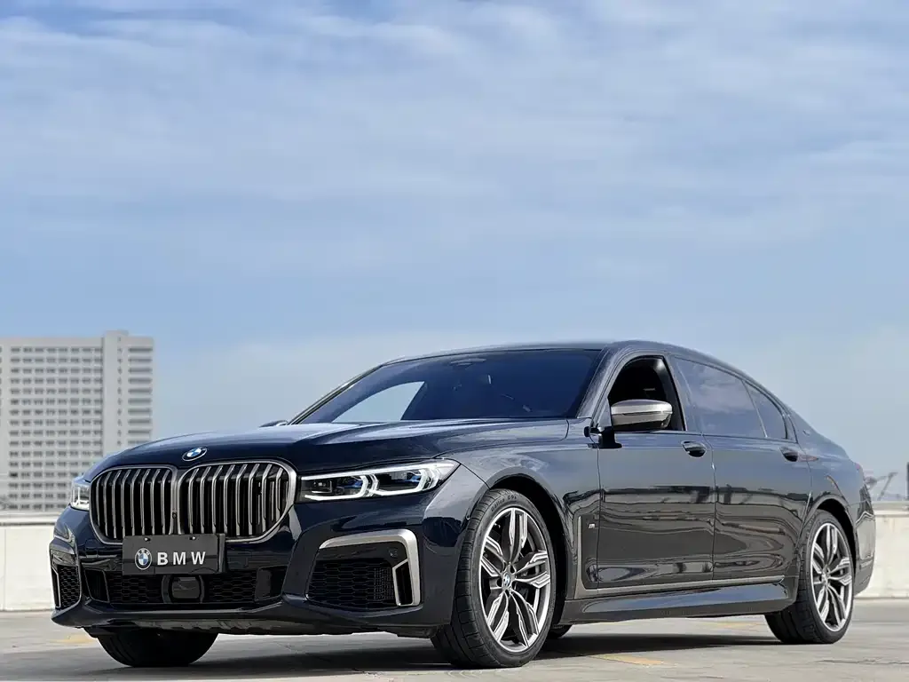BMW 7 Series — фото 4