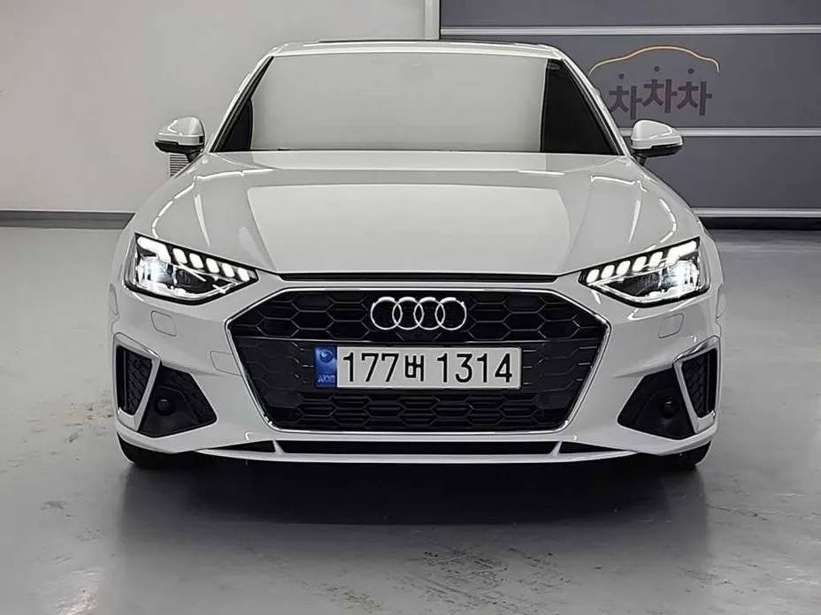 Audi A4 — фото 5