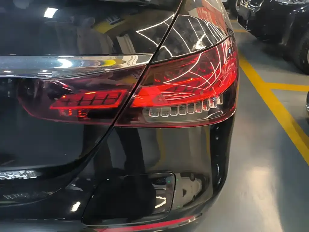 Mercedes-Benz E-Class New Energy — фото 5