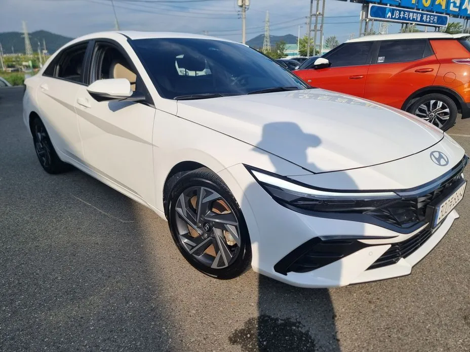 Hyundai AVANTE — фото 9