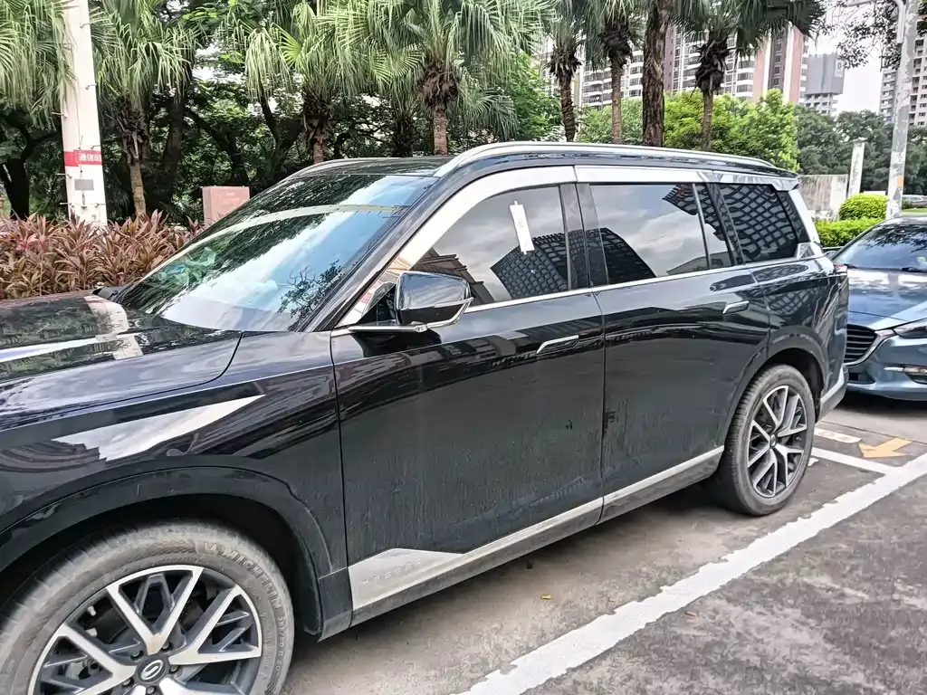 GAC Motor Trumpchi GS8 — фото 3