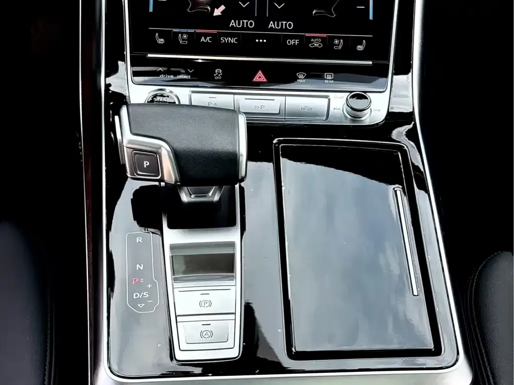Audi Q7 — фото 4