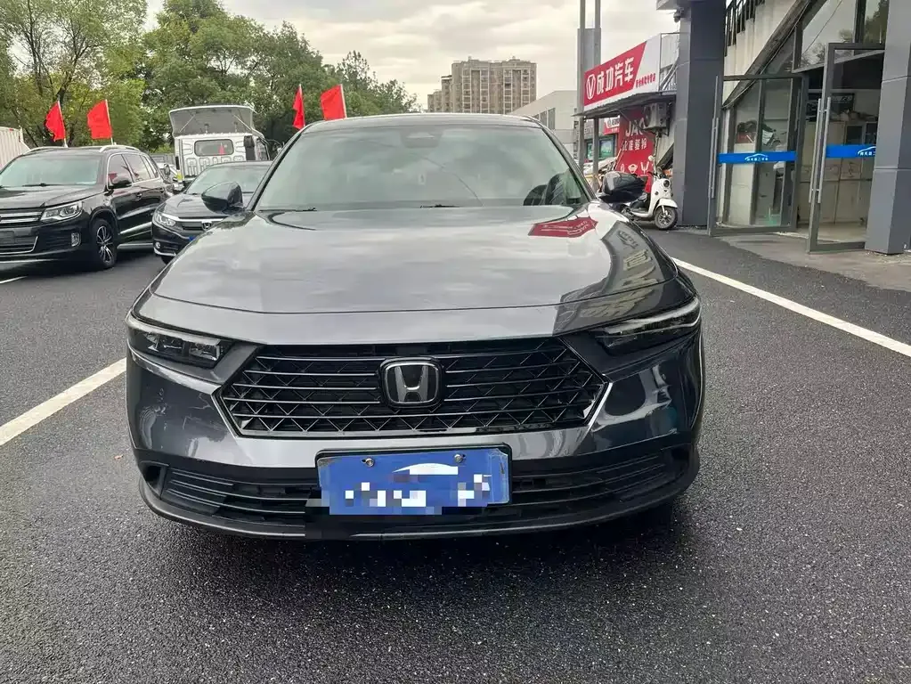 Honda Accord — фото 7
