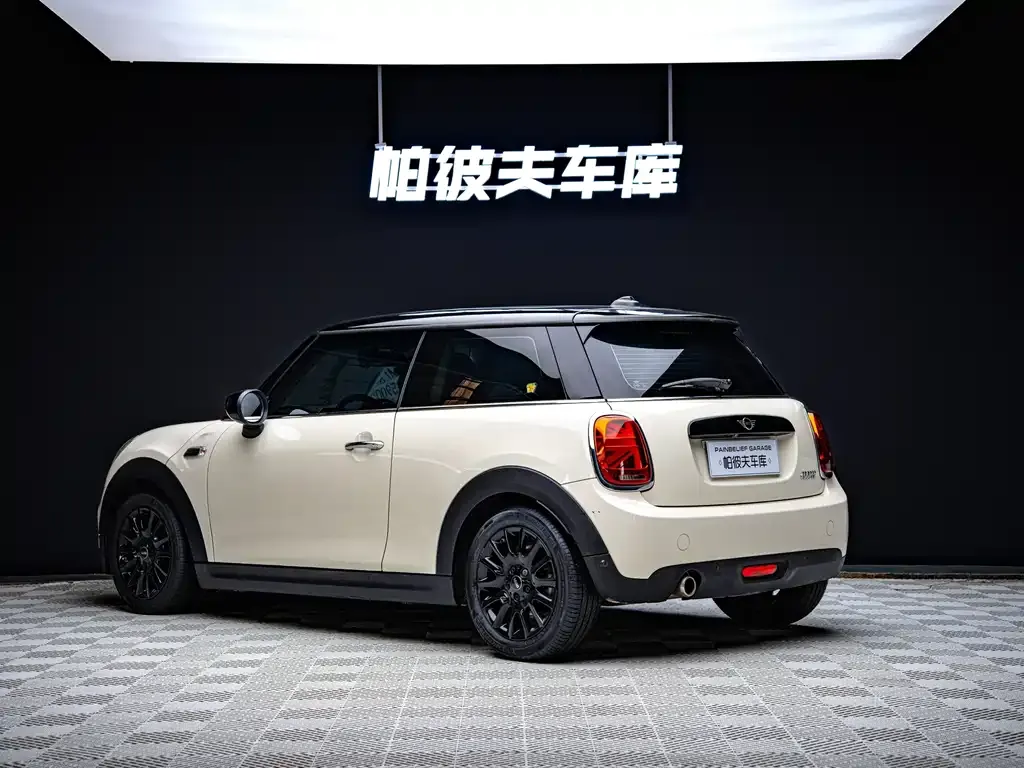 MINI Cooper (3-door) — фото 10