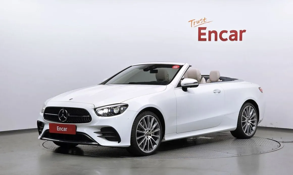 Mercedes-Benz E-Class — фото 1