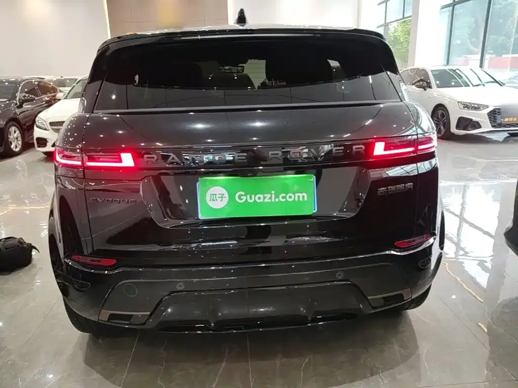 Land Rover Evoque — фото 10