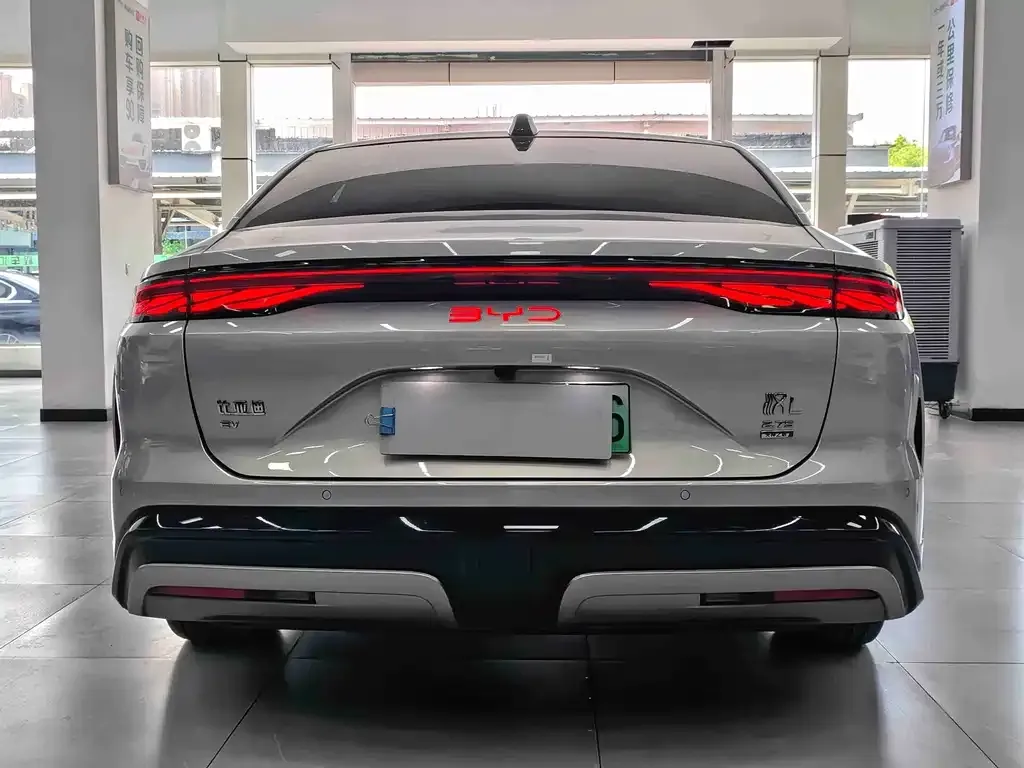 BYD Han L — фото 8