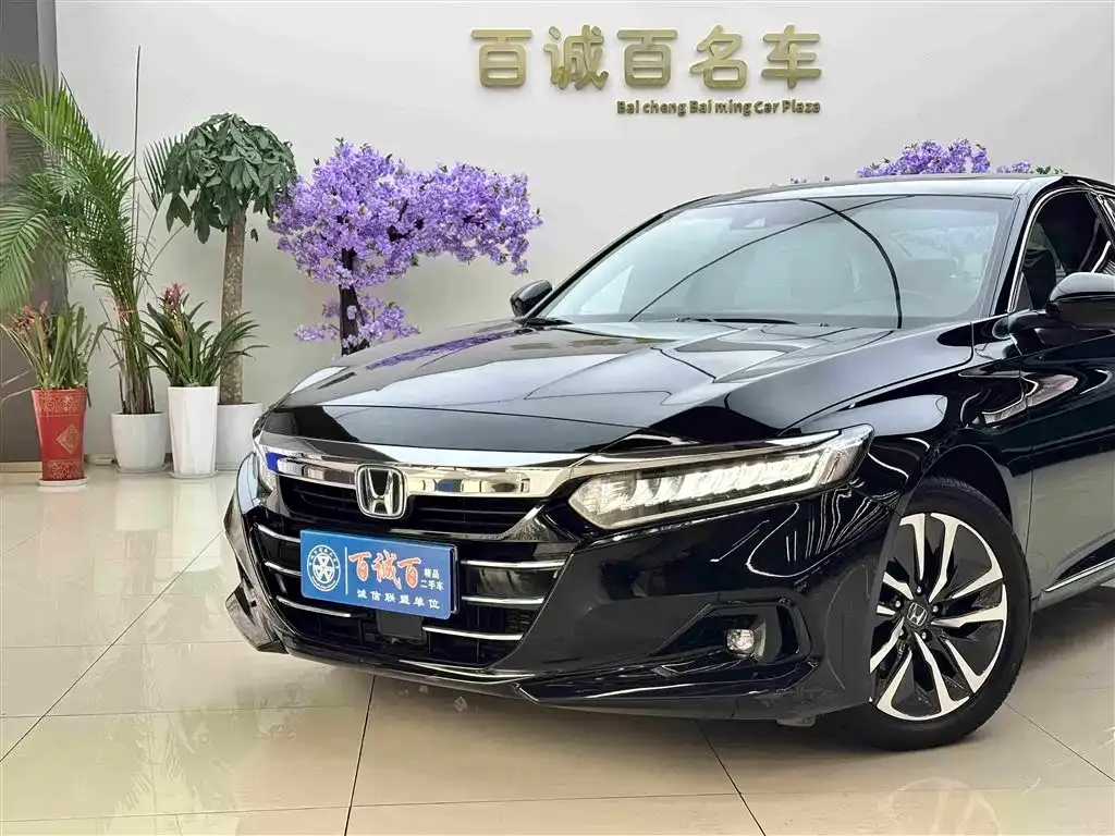 Honda Accord — фото 5
