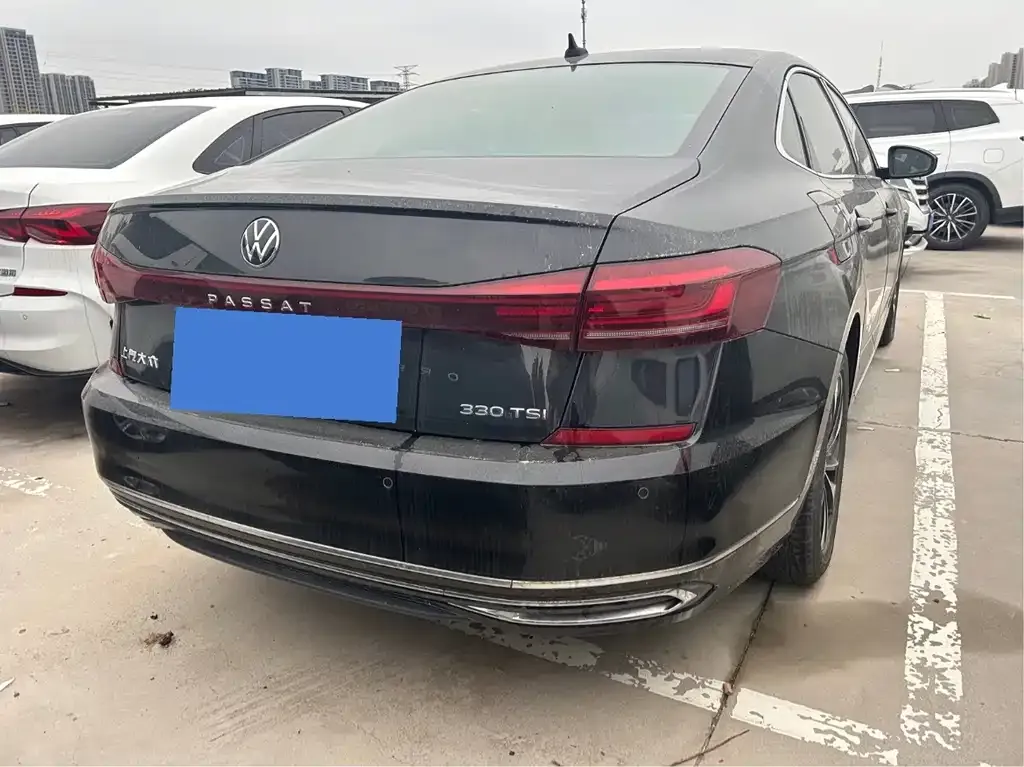 Volkswagen Passat — фото 4