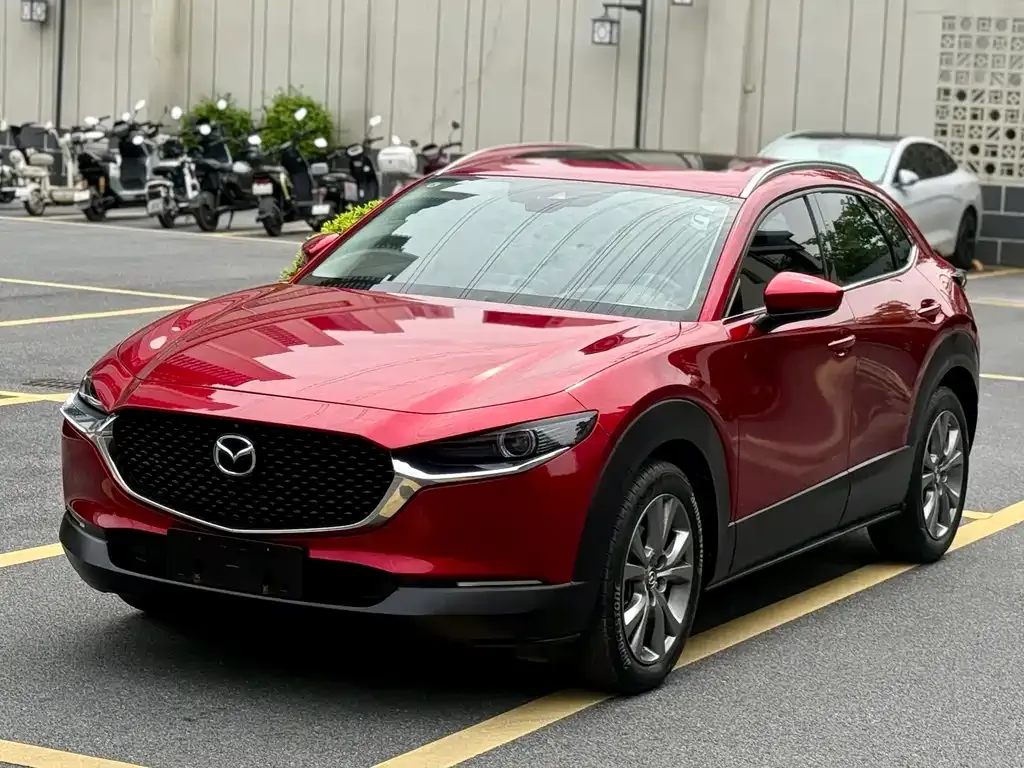 Mazda CX-30 — фото 1