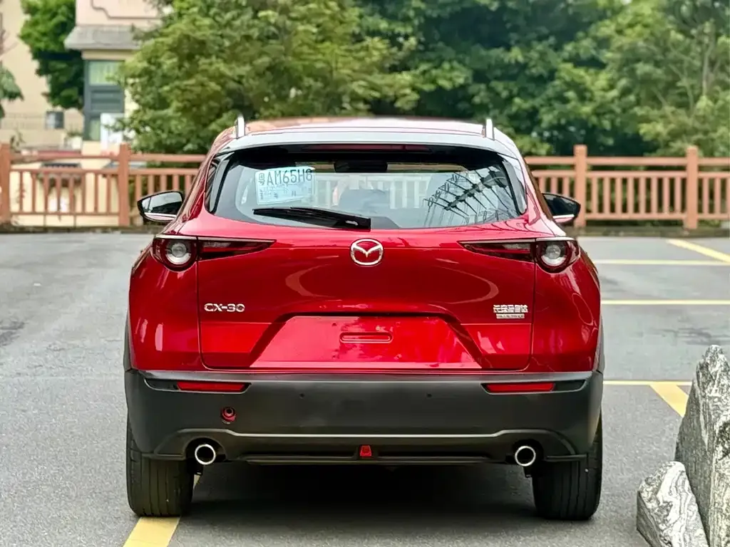 Mazda CX-30 — фото 2