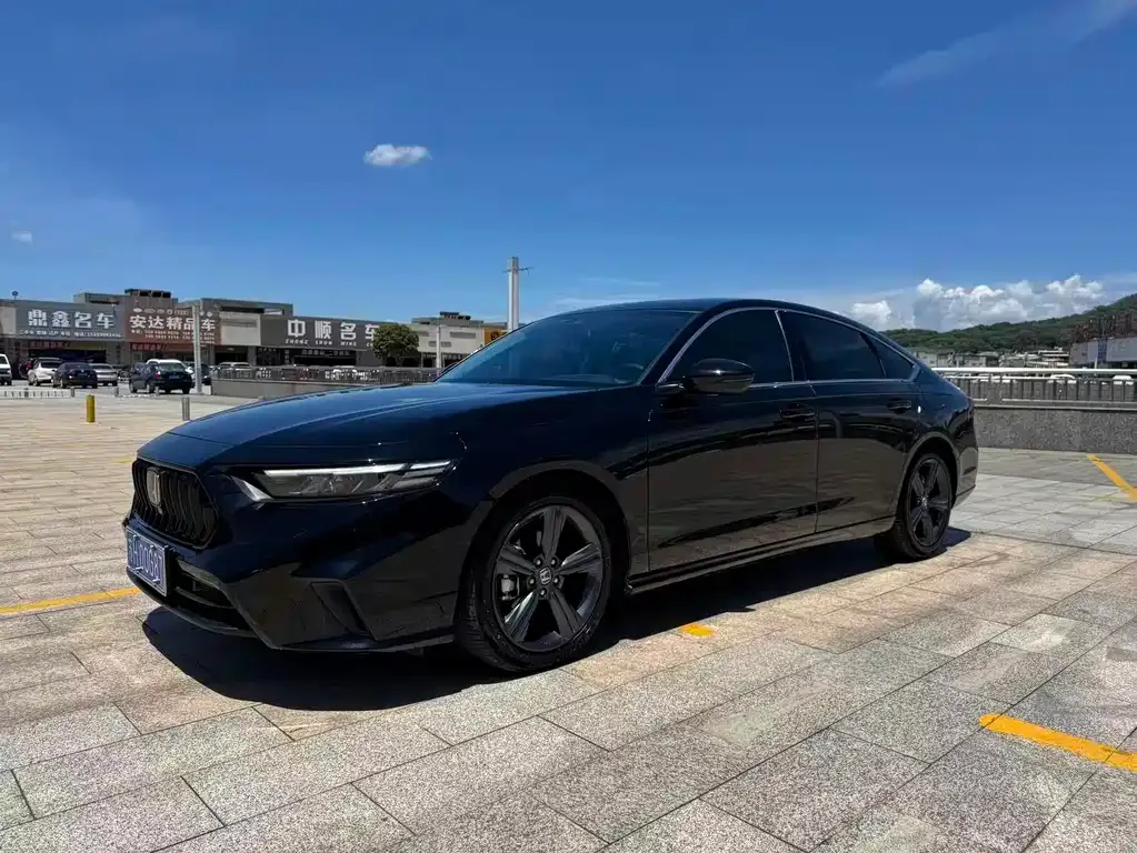 Honda Inspire — фото 1