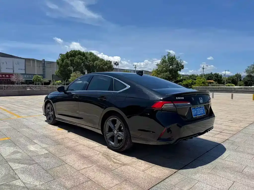 Honda Inspire — фото 10